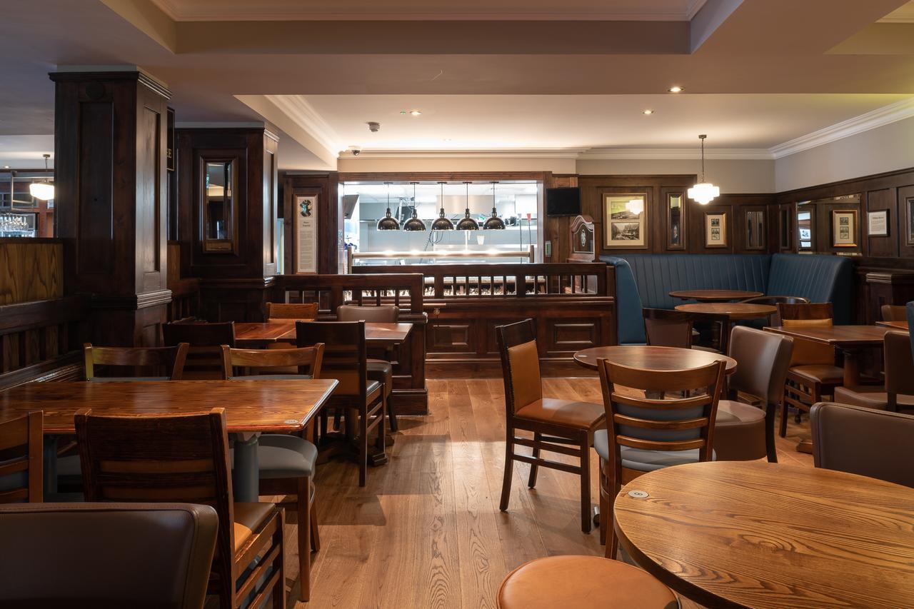 Thomas Ingoldsby Wetherspoon Canterbury Exterior photo